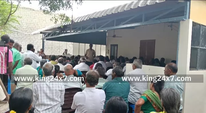 கரூரில் கோவில் இனாம் நிலம் பிரச்சனைக்கு ஒருங்கிணைந்த போராட்டமே தீர்வு. அனைத்துக் கட்சி ஆலோசனைக் கூட்டத்தில் முடிவு.