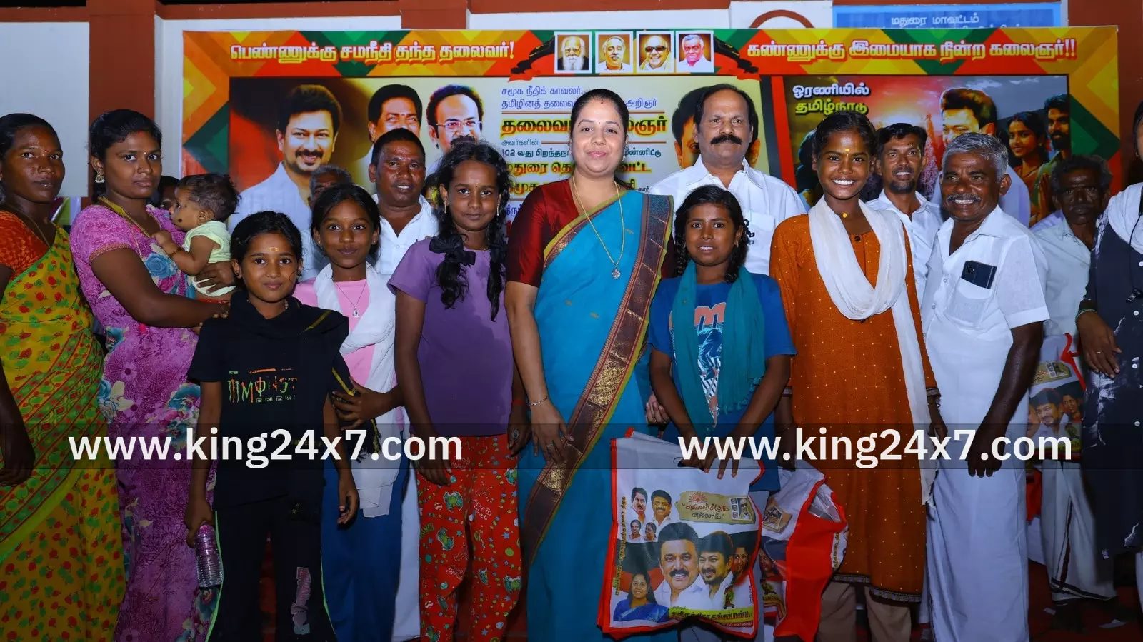 திருப்பரங்குன்றம் சட்டமன்ற தொகுதி மக்களுக்கு திமுக மகளிர் அணி சார்பில் நலத்திட்ட உதவிகள்!! திருப்பரங்குன்றம் சட்டமன்ற தொகுதி மக்களுக்கு திமுக மகளிர் அணி சார்பில் நலத்திட்ட உதவிகள்!!