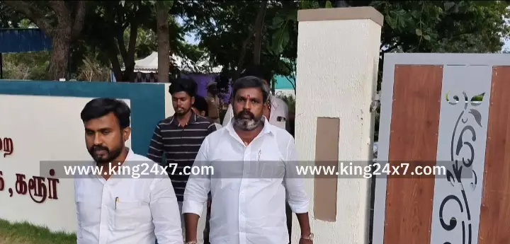 கரூர்-நீதிபதிகள் புறப்பட்டுச் சென்ற பிறகு மனு அளிக்க வந்த தவெக நிர்வாகிகள் ஏமாற்றம்.