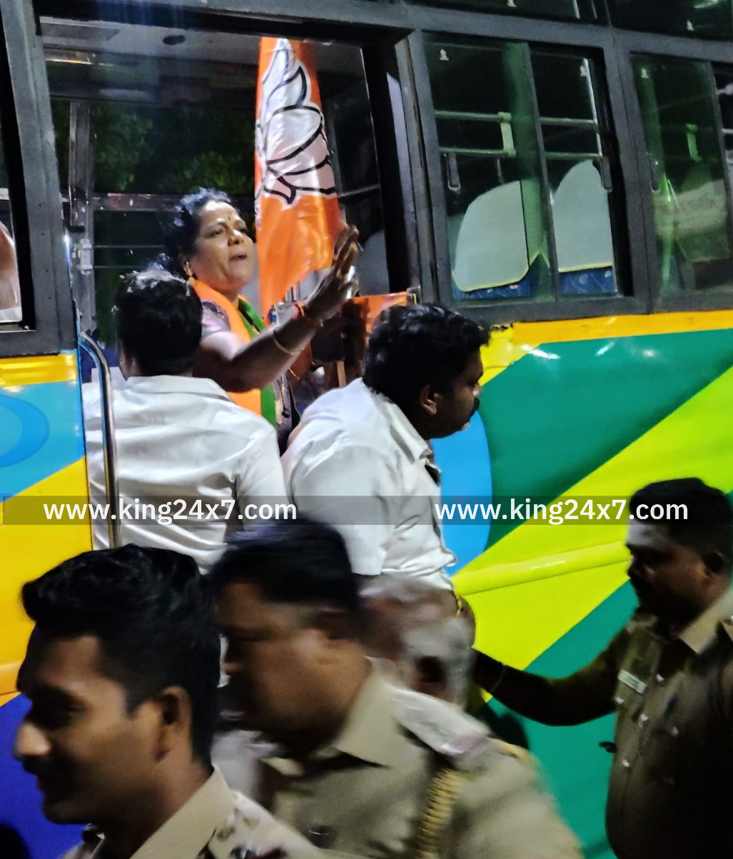 திண்டுக்கல் பேருந்து நிலையம் அருகில் சாலை மறியல்