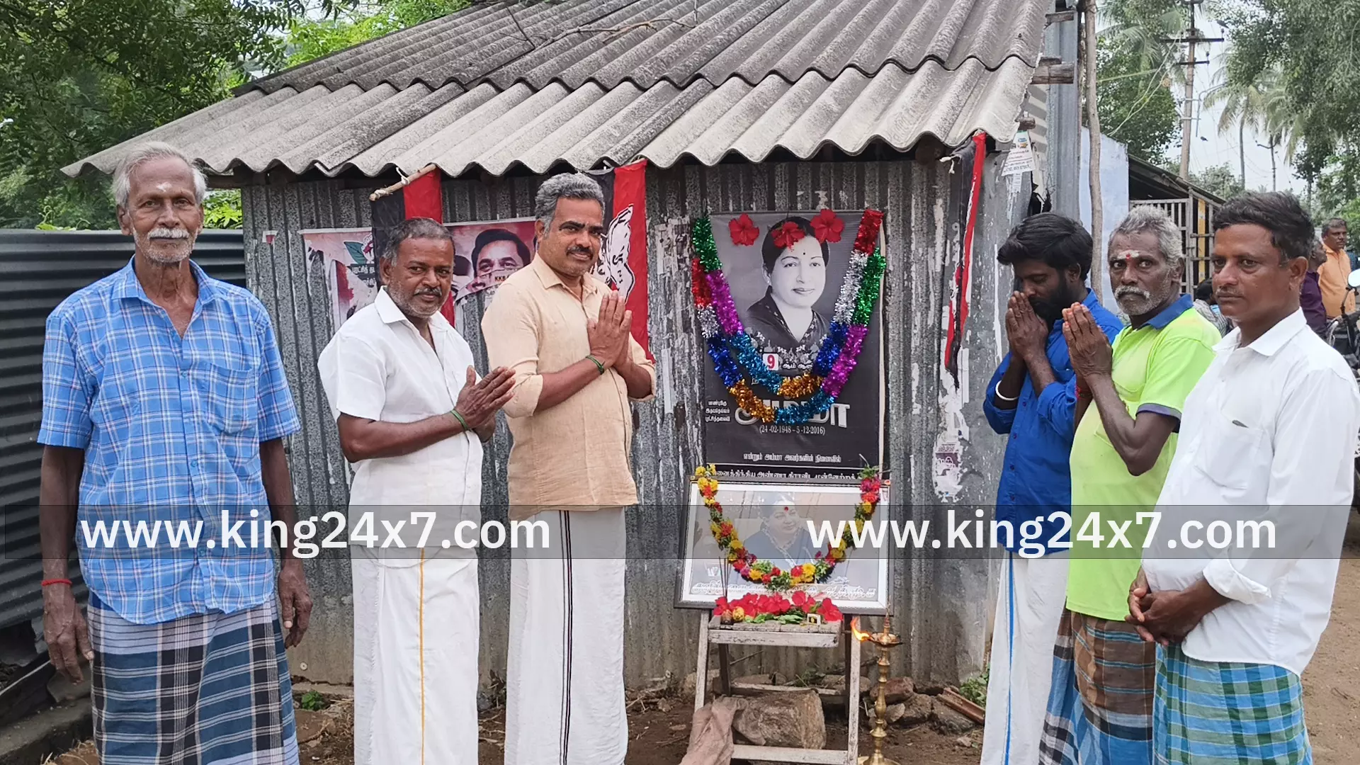 மேட்டுமருதூரில் அஇஅதிமுக 5 ஆவது வார்டு சார்பில் நினைவு நாள் அனுசரிப்பு