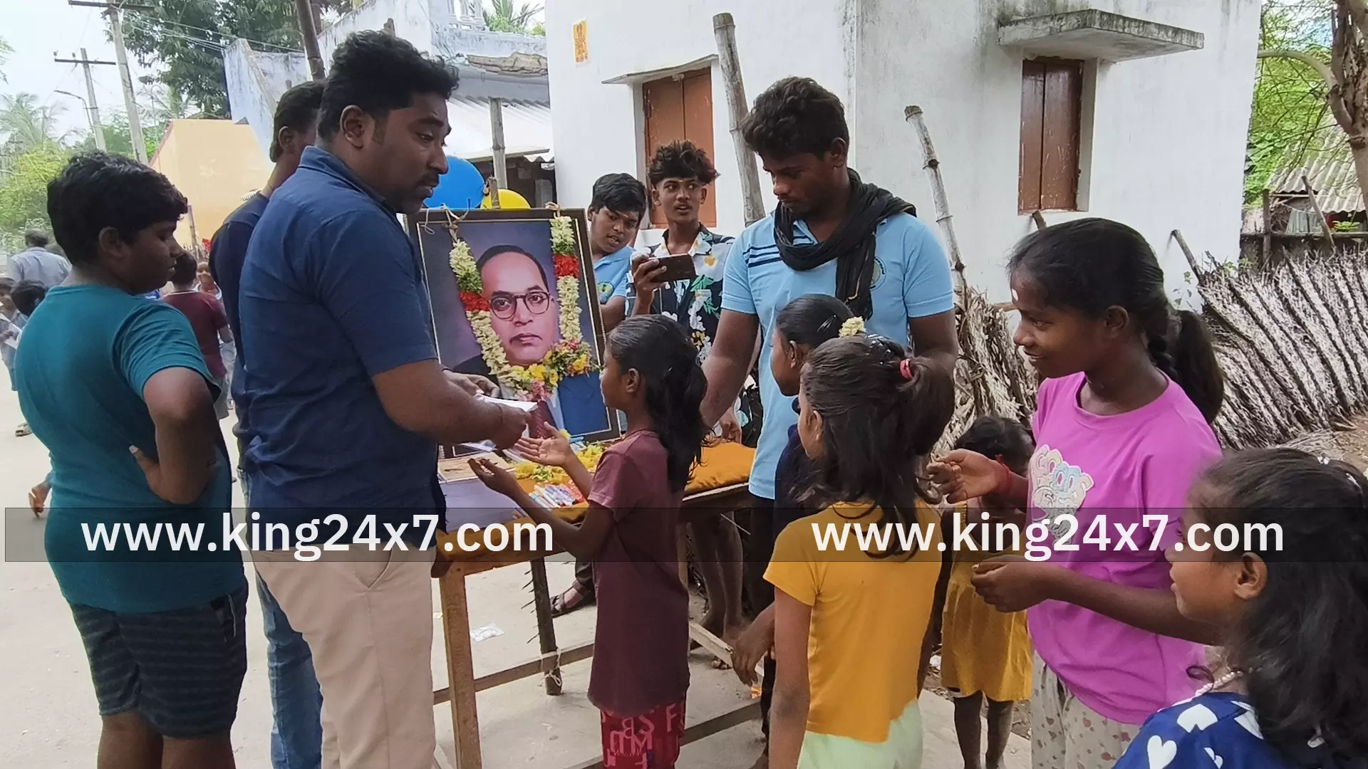 திருவள்ளுவர் நகர் இளைஞர் மன்றம் சார்பில் டாக்டர் அம்பேத்கர் நினைவு நாள் அனுசரிப்பு திருவள்ளுவர் நகர் இளைஞர் மன்றம் சார்பில் டாக்டர் அம்பேத்கர் நினைவு நாள் அனுசரிப்பு