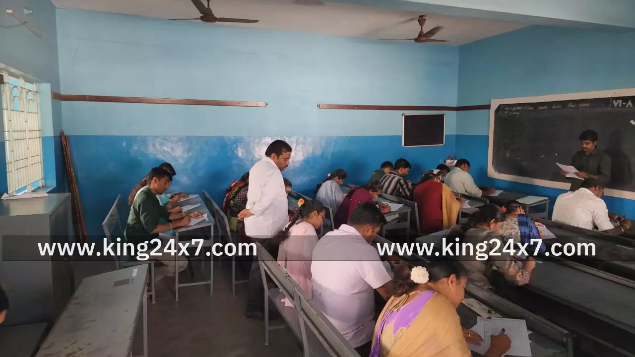 வி.ஏ.ஓ. உதவியாளர் பணி தேர்வு