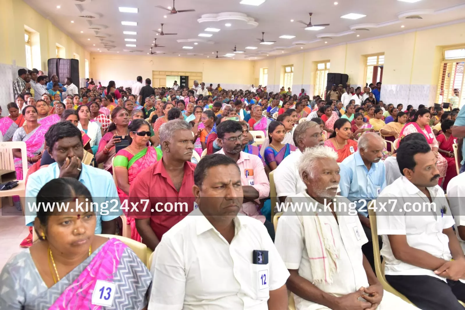 2484 பயனாளிகளுக்கு ரூபாய் 7.13 கோடி மதிப்பீட்டிலான அரசு நலத்திட்ட உதவிகளை வழங்கிய அமைச்சர் மா. மதிவேந்தன். 2484 பயனாளிகளுக்கு ரூபாய் 7.13 கோடி மதிப்பீட்டிலான அரசு நலத்திட்ட உதவிகளை வழங்கிய அமைச்சர் மா. மதிவேந்தன்.