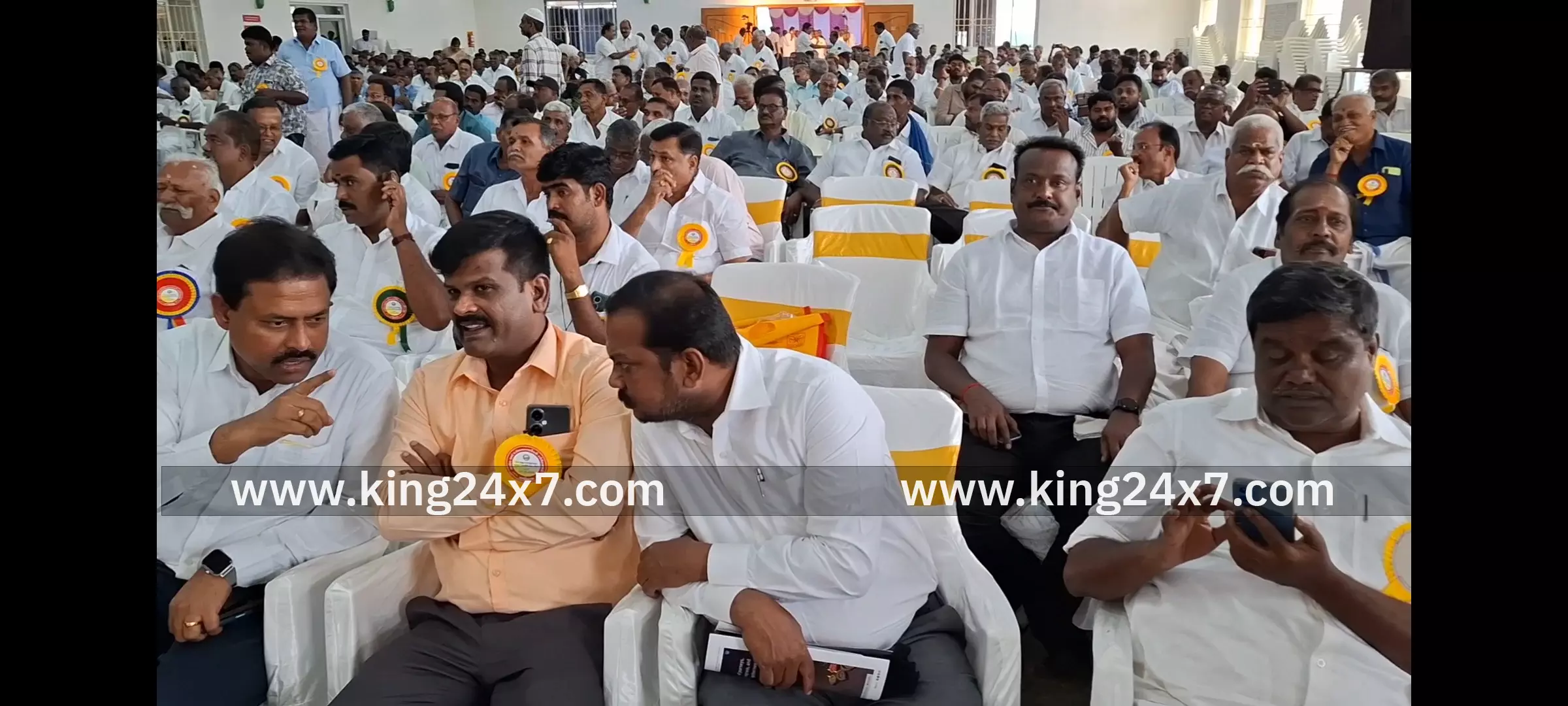 தமிழ்நாடு மாநில லாரி உரிமையாளர்கள் சம்மேளனத்தின் 34-வது பொதுக்குழு கூட்டம் அமைச்சர் சிவசங்கர் பங்கேற்பு. தமிழ்நாடு மாநில லாரி உரிமையாளர்கள் சம்மேளனத்தின் 34-வது பொதுக்குழு கூட்டம் அமைச்சர் சிவசங்கர் பங்கேற்பு.