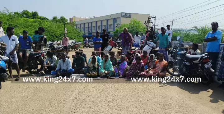 ராமநாதபுரம் பொதுமக்கள் சாலை மறியல்