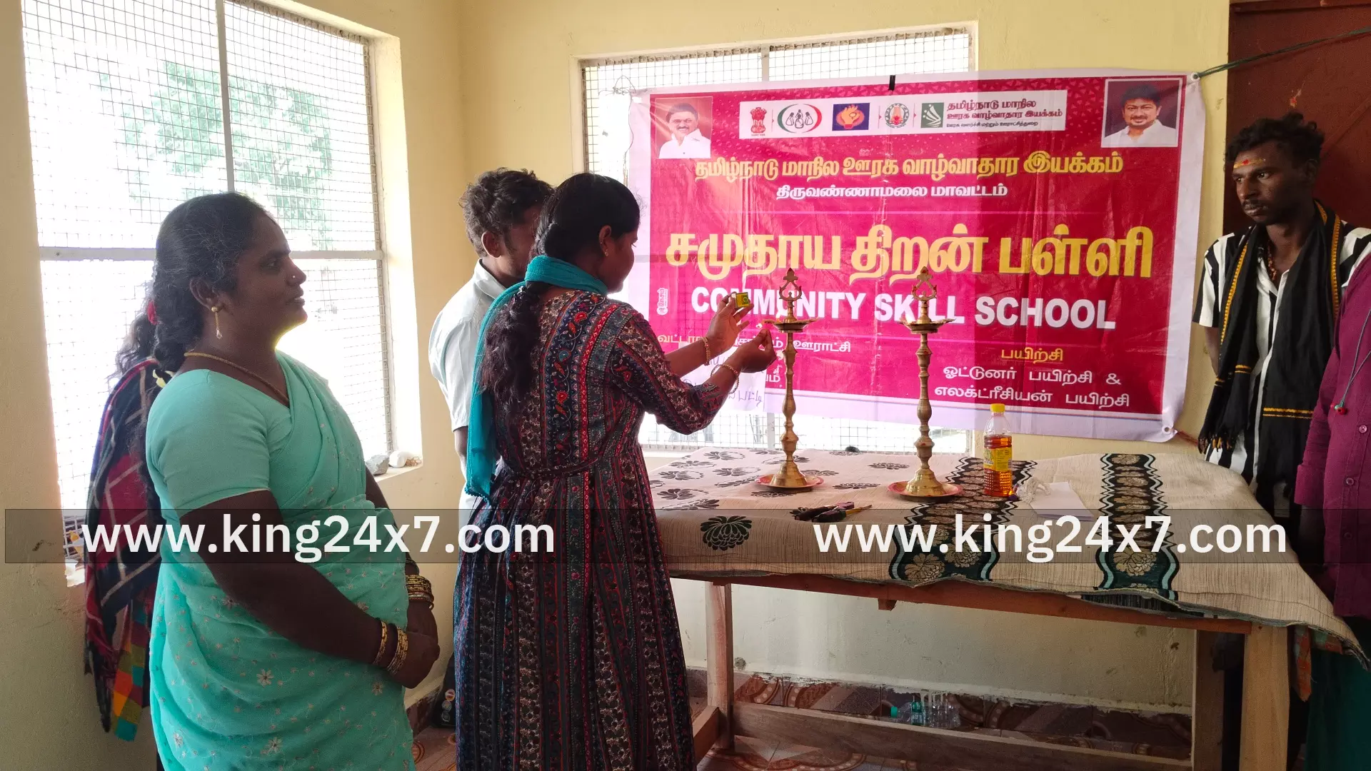 தமிழ்நாடு ஊரக வாழ்வாதார இயக்கம் நடத்தும் திறன் பயிற்சி.