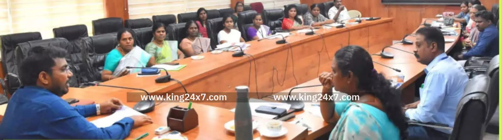 திண்டுக்கல் மாவட்ட ஆட்சியர் அலுவலகத்தில் திண்டுக்கல் மாவட்ட ஆட்சியர் அலுவலகத்தில்