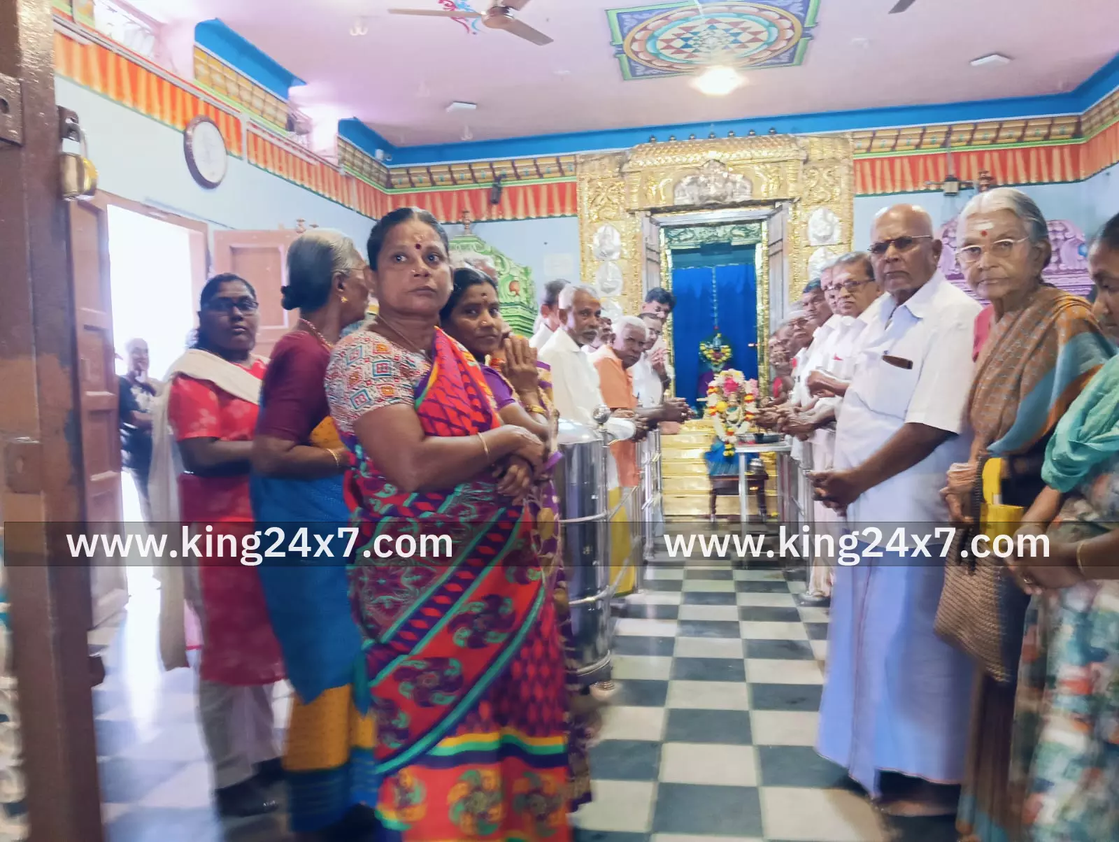 காங்கிரஸ் சார்பில் சோனியா காந்தி பிறந்த நாள் விழா காங்கிரஸ் சார்பில் சோனியா காந்தி பிறந்த நாள் விழா