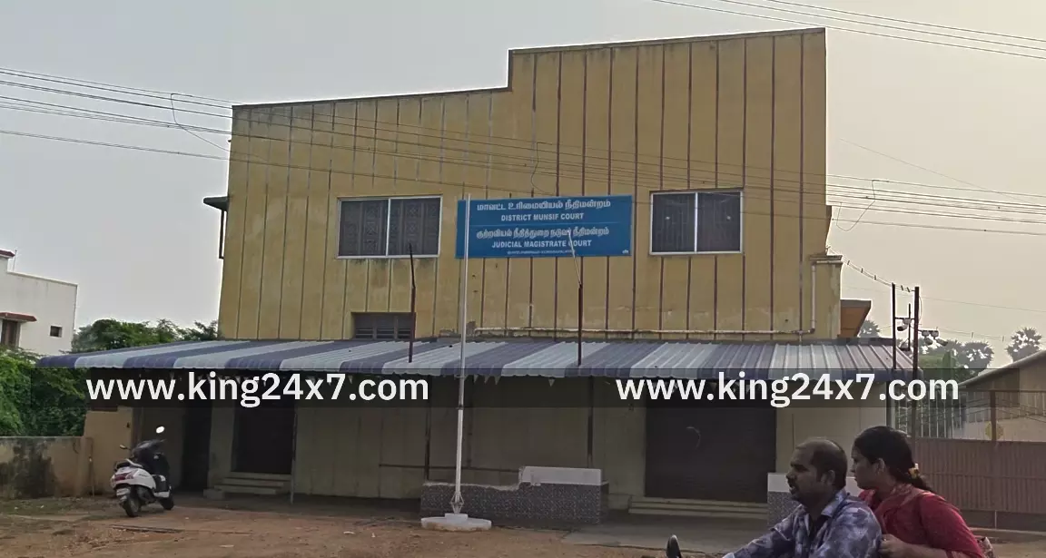 வழக்கறிஞர்கள் காலவரையற்ற பணி புறக்கணிப்பு வழக்கறிஞர்கள் காலவரையற்ற பணி புறக்கணிப்பு