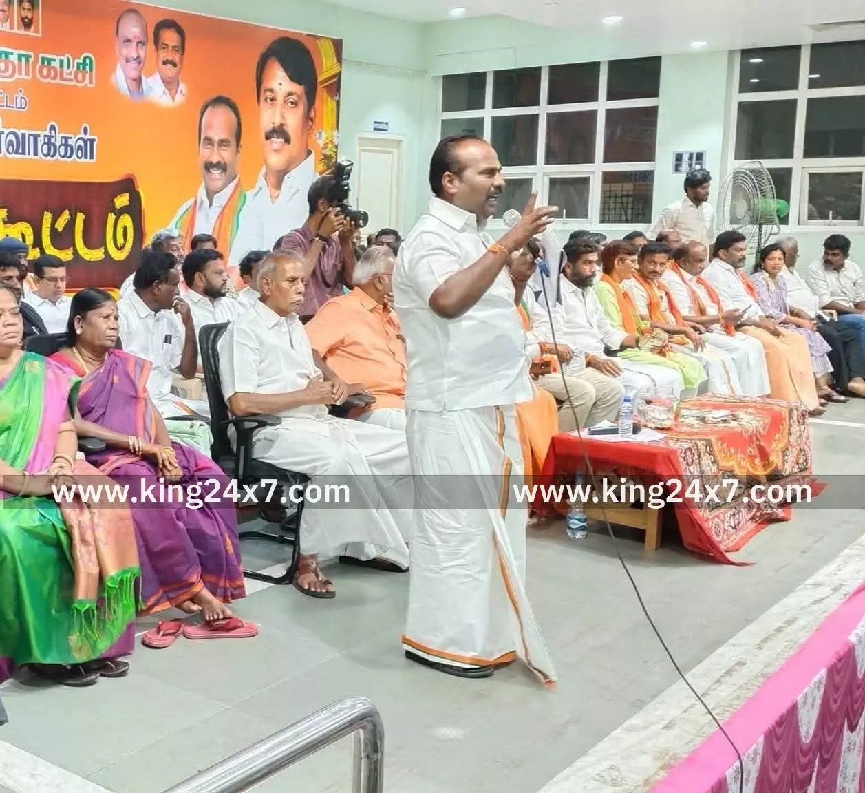 பாரதிய ஜனதா கட்சியின் அணிகளின் அறிமுக நிகழ்ச்சி பாரதிய ஜனதா கட்சியின் அணிகளின் அறிமுக நிகழ்ச்சி