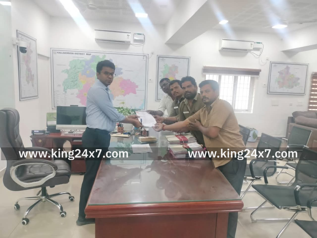 கள்ளக்குறிச்சி: நகரத்தில் மினி பேருந்துக்கு தடை கோரி மனு.