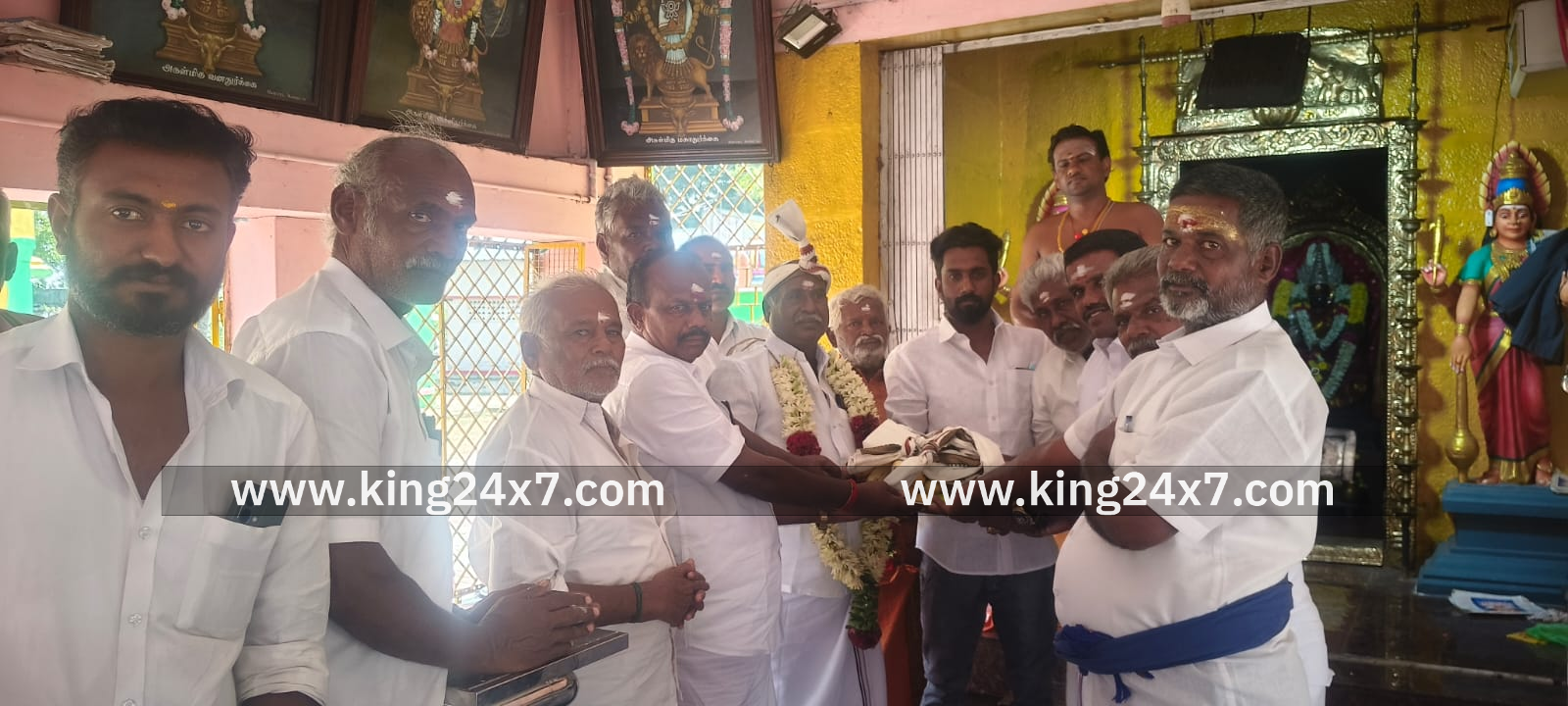 முன்னாள் அமைச்சர் நத்தம் விஸ்வநாதன் அவர்களின் பிறந்த நாள் விழா கொண்டாட்டம்