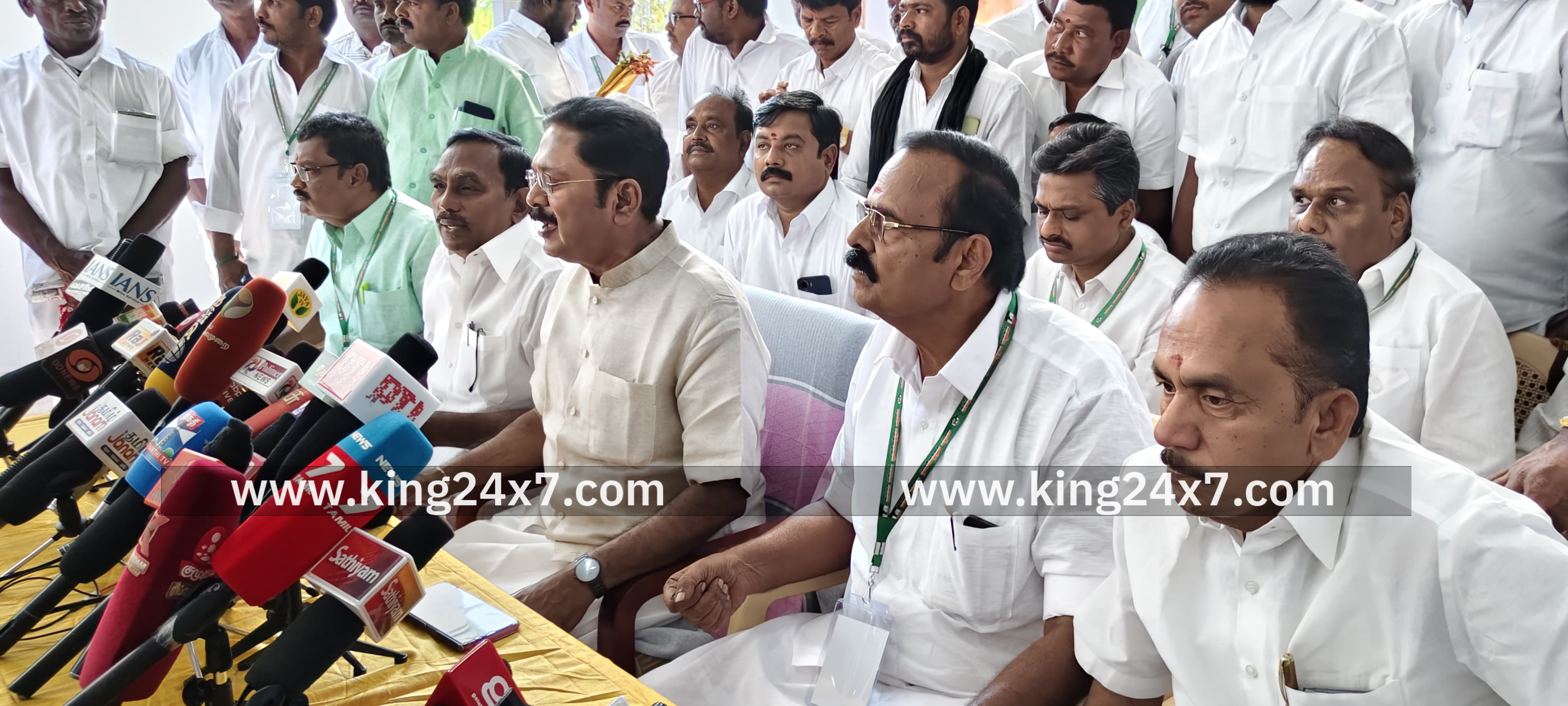 அம்மா மக்கள் முன்னேற்றக் கழகம் ஆலோசனைக் கூட்டம்