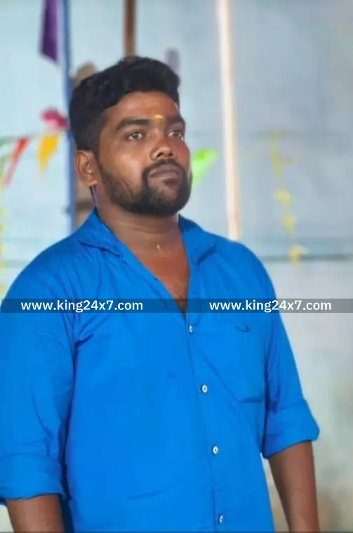 ராமநாதபுரம் மகான் இறந்த சோகத்தில் தந்தை தூக்கு போட்டு தற்கொலை ராமநாதபுரம் மகான் இறந்த சோகத்தில் தந்தை தூக்கு போட்டு தற்கொலை