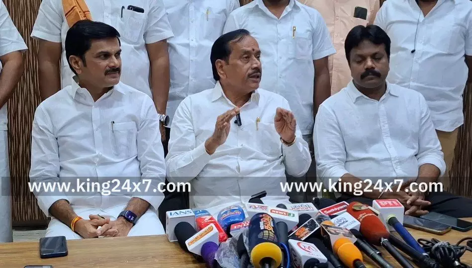 ஸ்டாலின் மீண்டும் ஆட்சிக்கு வந்தால் தமிழ்நாடு எதிர்காலம் இல்லாமல் இருண்டு போகும். ஸ்டாலின் மீண்டும் ஆட்சிக்கு வந்தால் தமிழ்நாடு எதிர்காலம் இல்லாமல் இருண்டு போகும்.