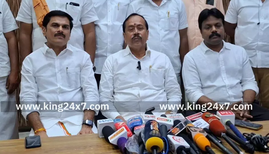 ஸ்டாலின் மீண்டும் ஆட்சிக்கு வந்தால் தமிழ்நாடு எதிர்காலம் இல்லாமல் இருண்டு போகும். ஸ்டாலின் மீண்டும் ஆட்சிக்கு வந்தால் தமிழ்நாடு எதிர்காலம் இல்லாமல் இருண்டு போகும்.