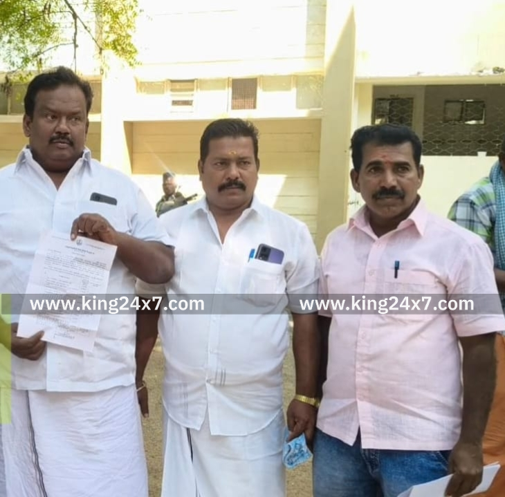 திண்டுக்கல் மாவட்ட ஆட்சியர் அலுவலகத்தில்