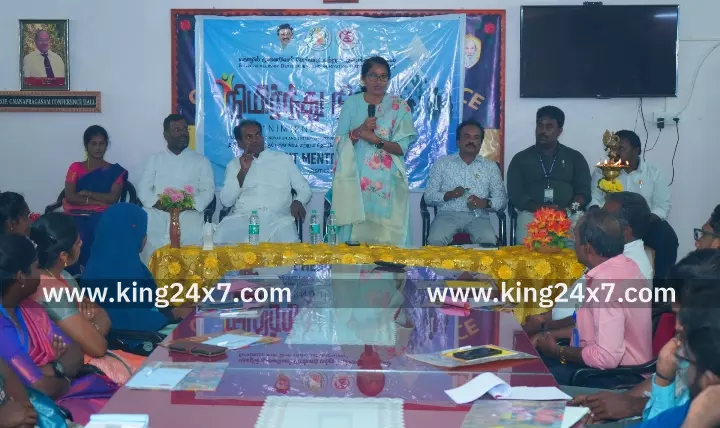 ராமநாதபுரம் மாவட்ட அளவில் கல்லூரி பேராசிரியர்களுக்கு பயிற்சி அளிக்கப்பட்டது ராமநாதபுரம் மாவட்ட அளவில் கல்லூரி பேராசிரியர்களுக்கு பயிற்சி அளிக்கப்பட்டது