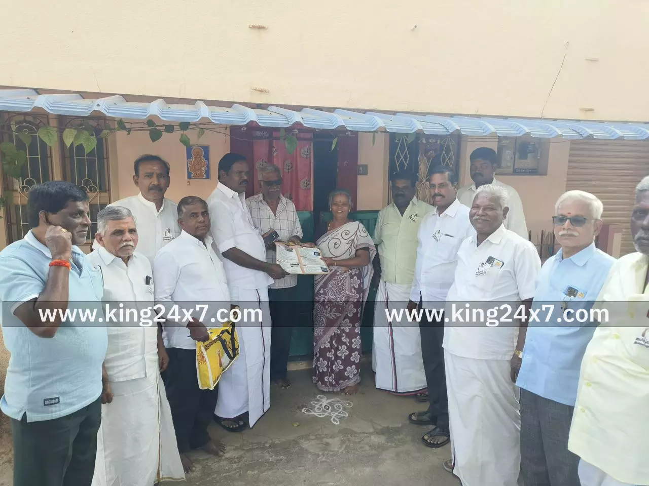 திமுக சார்பில் என் வாக்கு சாவடி வெற்றி வாக்கு சாவடி என்ற முன்னிடத்தில் ஆலோசனை கூட்டம் திமுக சார்பில் என் வாக்கு சாவடி வெற்றி வாக்கு சாவடி என்ற முன்னிடத்தில் ஆலோசனை கூட்டம்