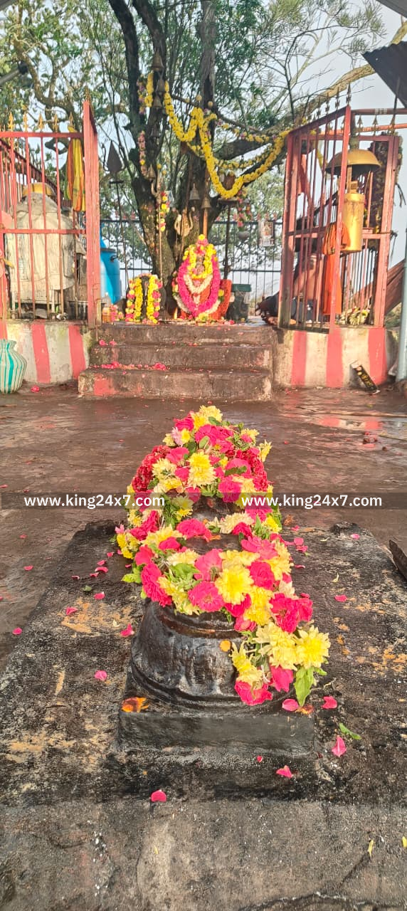 திண்டுக்கல் சிறுமலை அகஸ்தியர்புரம்  ஸ்ரீ வெள்ளிமலை ஆண்டவர்  கோவிலில் மார்கழி மாதம் முதல் புதன்  பிரதோஷ பூஜை!