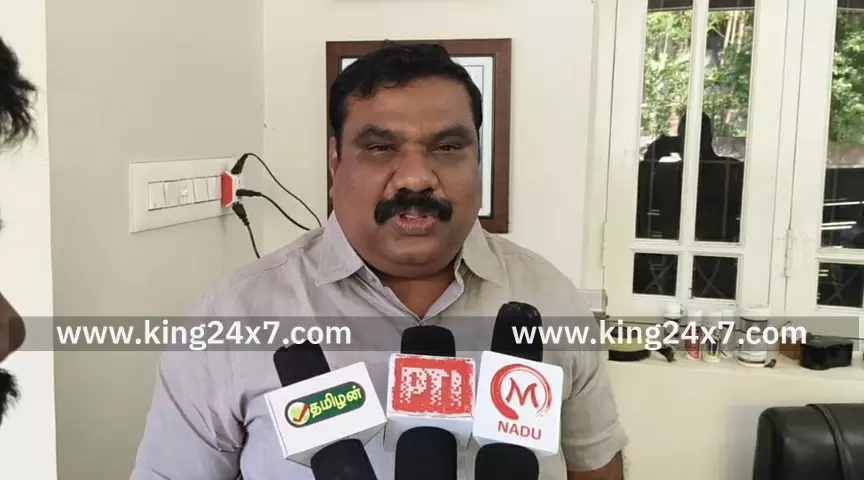 கட்டி முடிக்கப்படாத பேருந்து நிலைய கட்டிடத்திற்கு நகராட்சி நிர்வாகம் டெண்டர் விடுவது சட்டவிரோதமானது: நாகை நகர அதிமுக செயலாளர் கட்டி முடிக்கப்படாத பேருந்து நிலைய கட்டிடத்திற்கு நகராட்சி நிர்வாகம் டெண்டர் விடுவது சட்டவிரோதமானது: நாகை நகர அதிமுக செயலாளர்