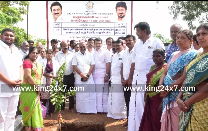 வேலாயுதம்பாளையம் அரசு மருத்துவமனையில் கூடுதல் கட்டிடம் கட்ட அடி அடிக்கல் நாட்டு விழா.