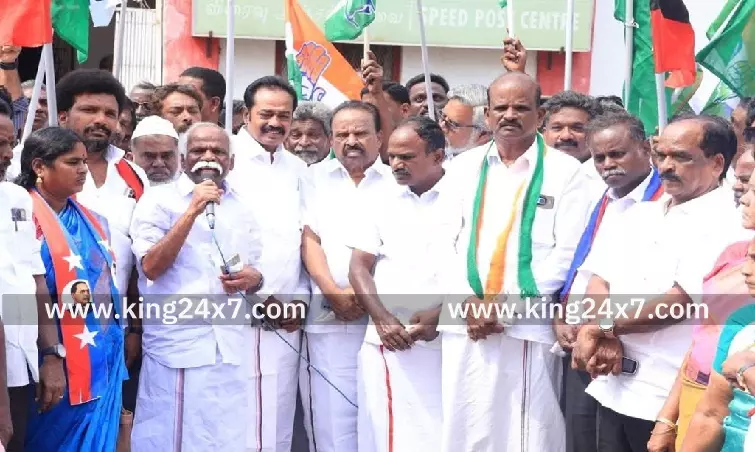 தேசிய ஊரக வேலைவாய்ப்பு திட்டத்தின் பெயரை மாற்றிட முயற்சி செய்யும் மத்திய பாஜக அரசை கண்டித்து புதுக்கோட்டையில் ஆர்ப்பாட்டம்!! தேசிய ஊரக வேலைவாய்ப்பு திட்டத்தின் பெயரை மாற்றிட முயற்சி செய்யும் மத்திய பாஜக அரசை கண்டித்து புதுக்கோட்டையில் ஆர்ப்பாட்டம்!!