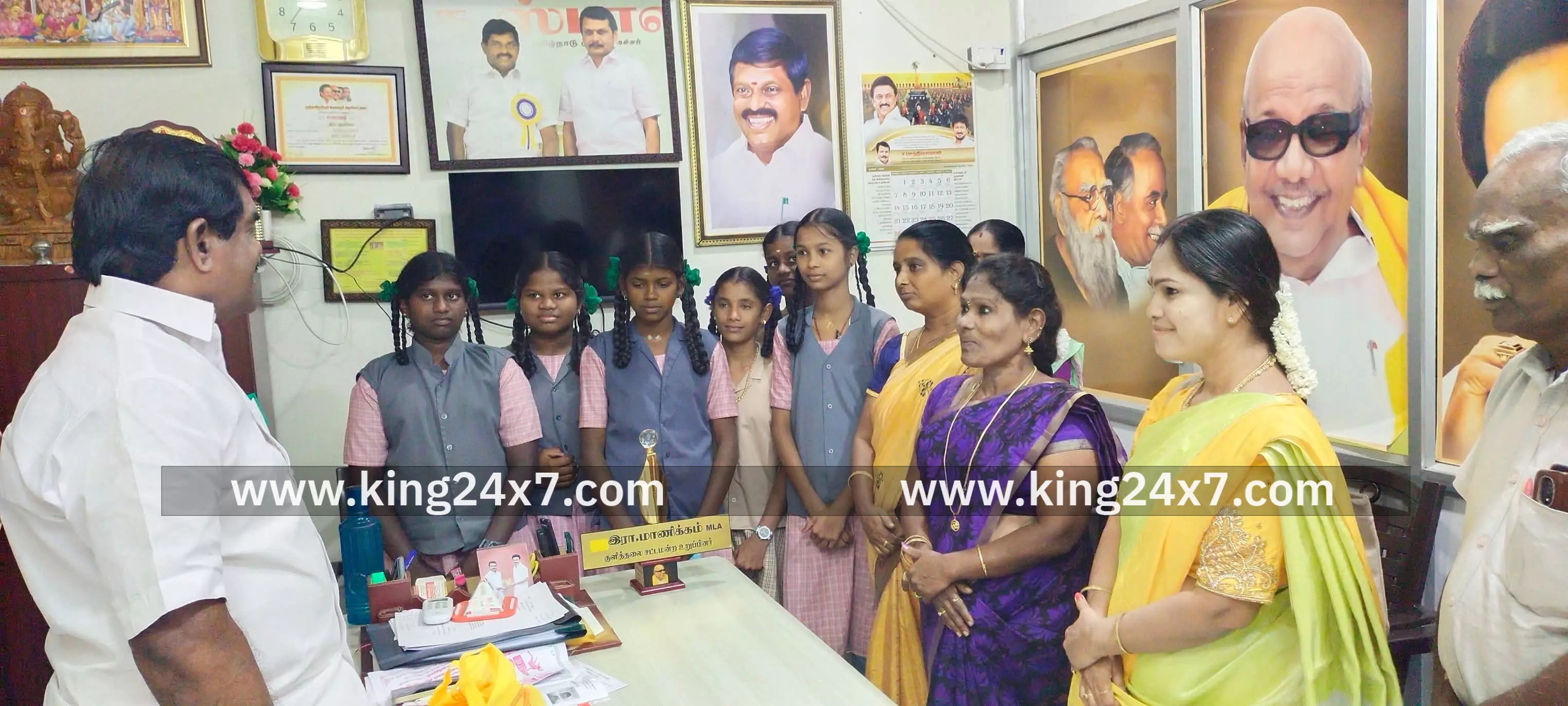 குளித்தலை அரசு பெண்கள் மேல்நிலைப்பள்ளி மாணவிகள் சாதனை குளித்தலை அரசு பெண்கள் மேல்நிலைப்பள்ளி மாணவிகள் சாதனை