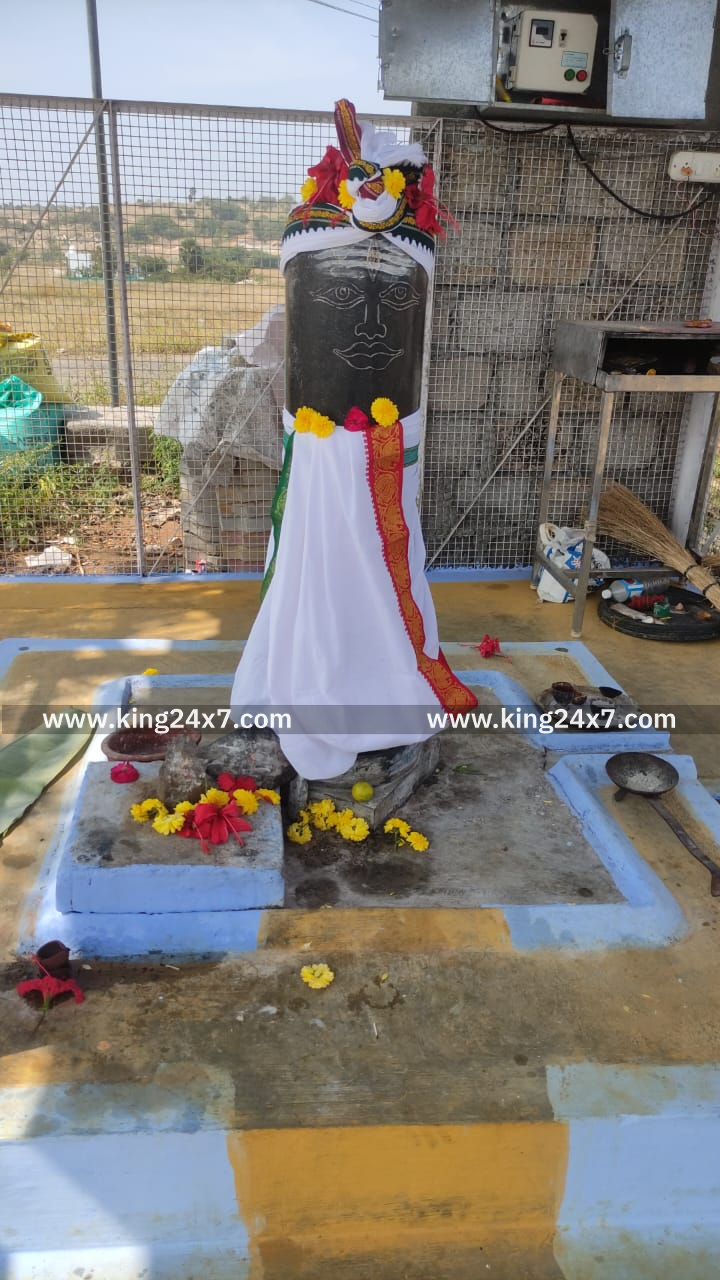 சிவன் கோவில்களில் சிவராத்திரி
சிறப்பு வழிபாடு