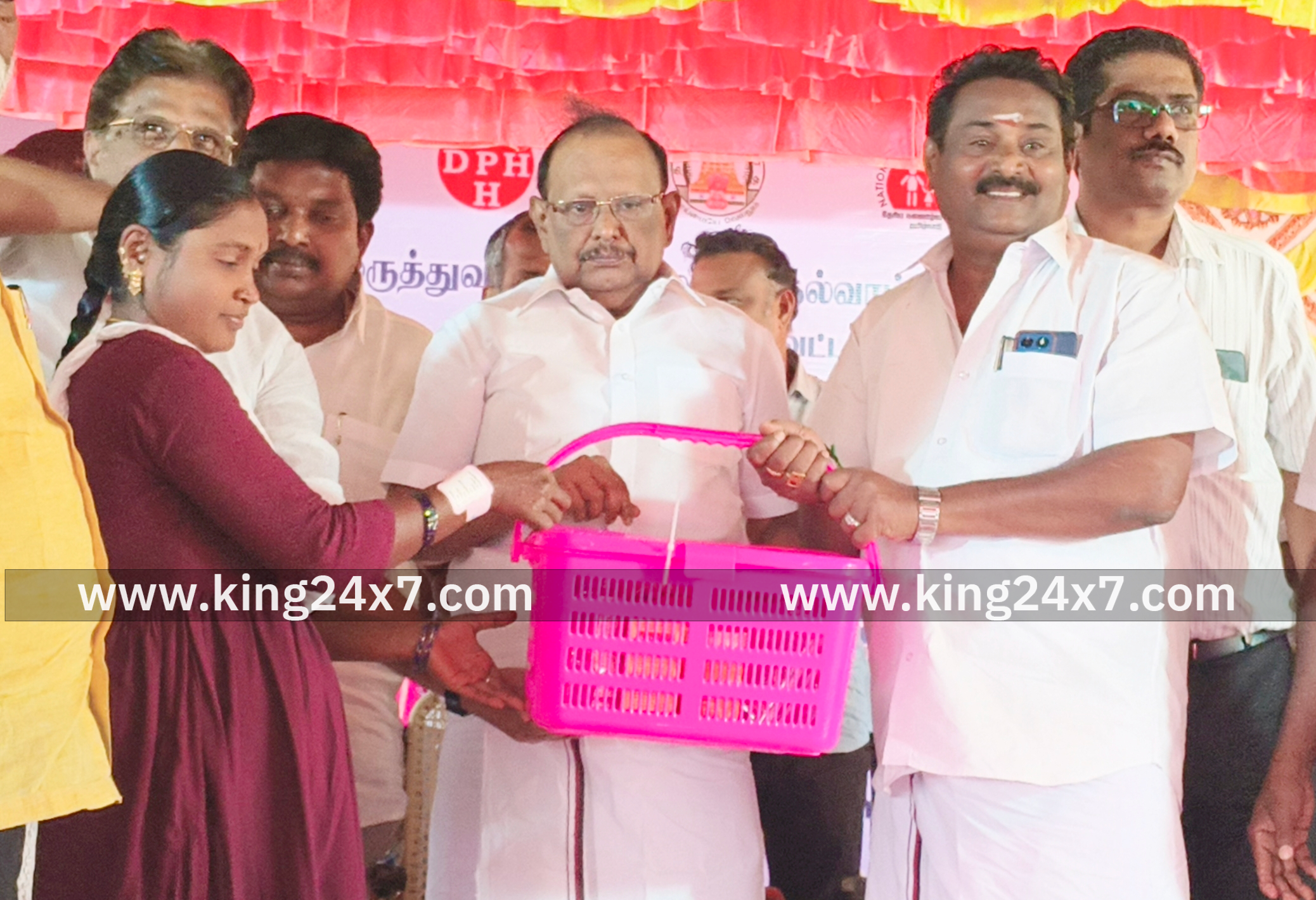 நலம் காக்கும் ஸ்டாலின் முகாம்