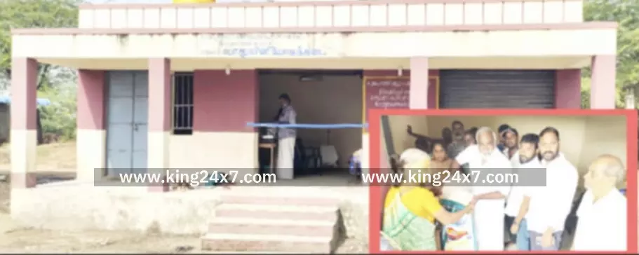 கும்மிடிப்பூண்டி அடுத்த மாதவரத்தில் புதிய நியாய விலை கடையை திறந்து வைத்தார் எம்எல்ஏ துரை சந்திரசேகர்.