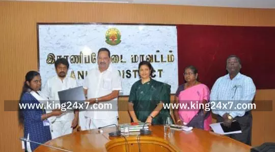 மாண்புமிகு கைத்தறி மற்றும் துணிநூல் துறை அமைச்சர் திரு.ஆர் காந்தி அவர்கள் மாவட்ட ஆட்சியர் அலுவலக கூட்டரங்கில் மாண்புமிகு கைத்தறி மற்றும் துணிநூல் துறை அமைச்சர் திரு.ஆர் காந்தி அவர்கள் மாவட்ட ஆட்சியர் அலுவலக கூட்டரங்கில்