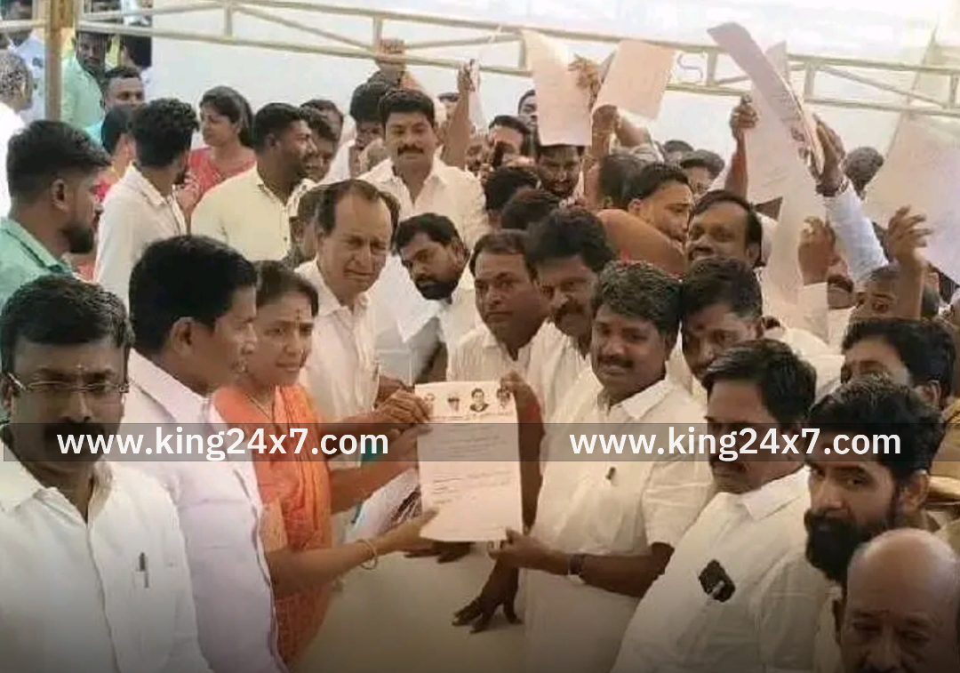 பெரம்பலூர் தொகுதிக்கு அதிமுக சார்பில் விருப்பமனு