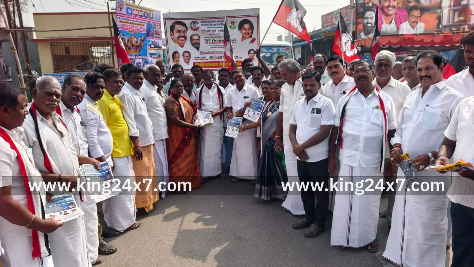 அதிமுக சார்பில் திண்ணை பிரச்சாரம்.