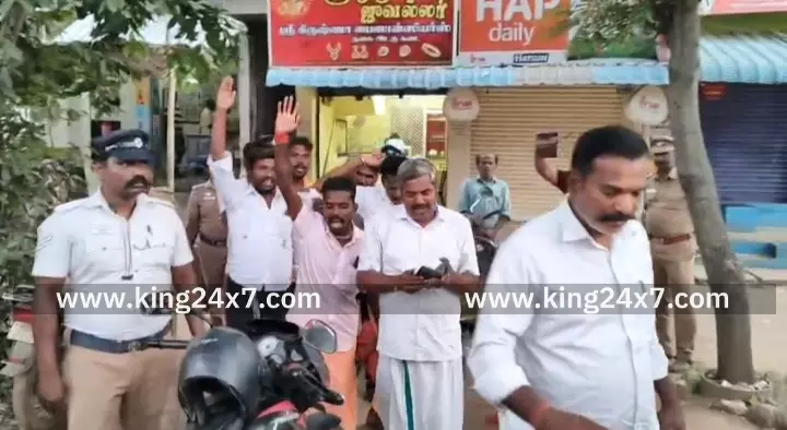 கிருஷ்ணராயபுரத்தில்மோட்ச தீபம் ஏற்ற என்ற இந்து முன்னணியினர் கைது. கிருஷ்ணராயபுரத்தில்மோட்ச தீபம் ஏற்ற என்ற இந்து முன்னணியினர் கைது.