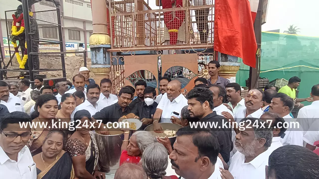 திருவள்ளூர் மாவட்டம் பொன்னேரியில் தந்தை பெரியார் மற்றும் முன்னாள் முதலமைச்சர் எம்ஜிஆர் நினைவு தினம்.