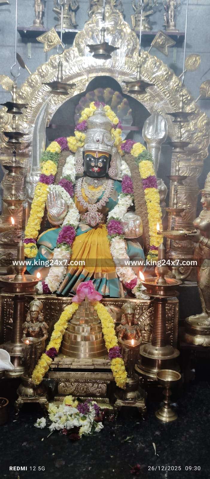 அம்மன் கோவில்களில் சிறப்பு வழிபாடு