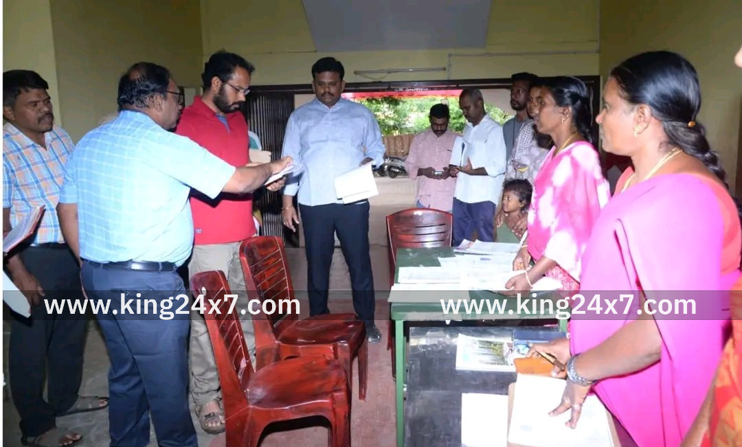 வாக்காளர் பட்டியல் சிறப்பு தீவிர திருத்த முகாம் கலெக்டர் ஆய்வு