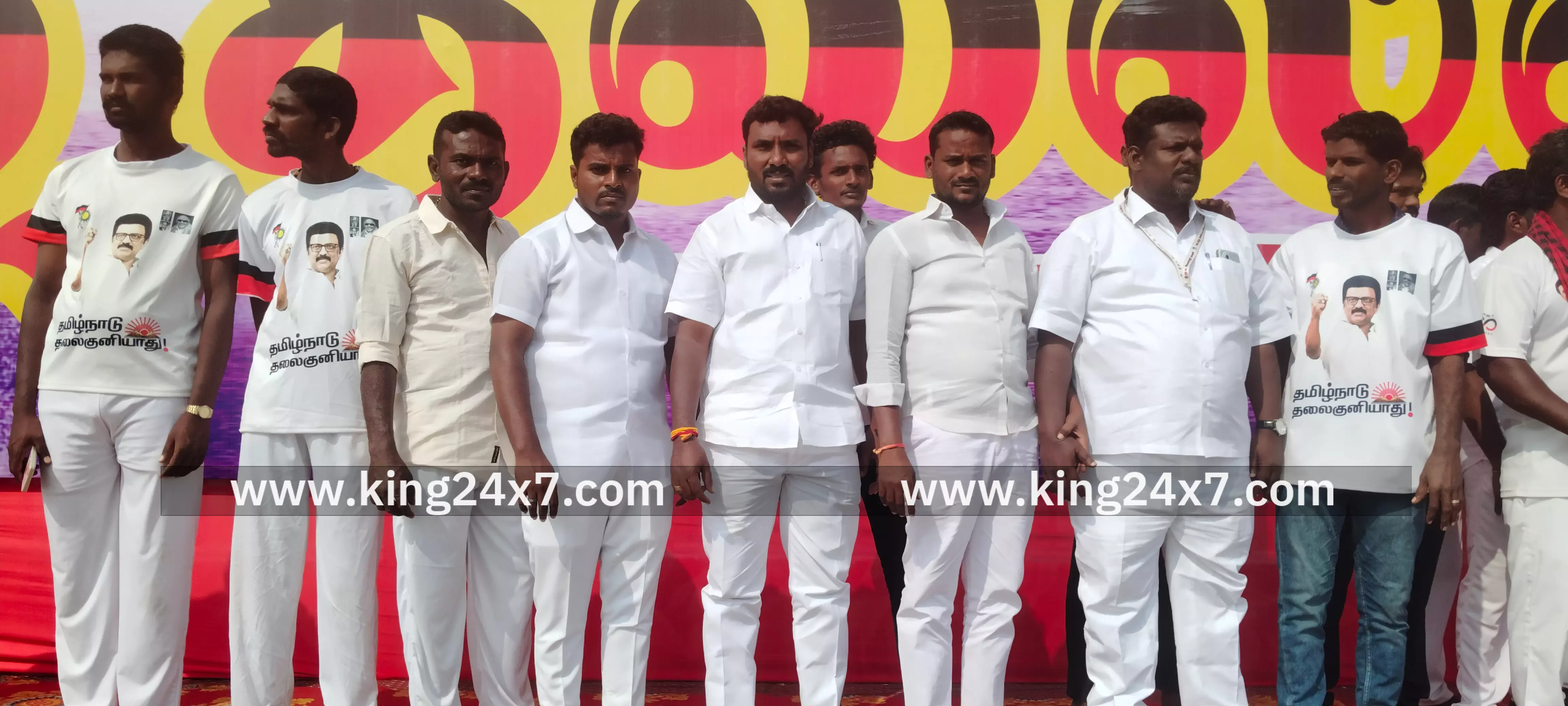 முதல்வர் ஸ்டாலின் வரவேற்பு செய்த திமுக இளைஞரணி.