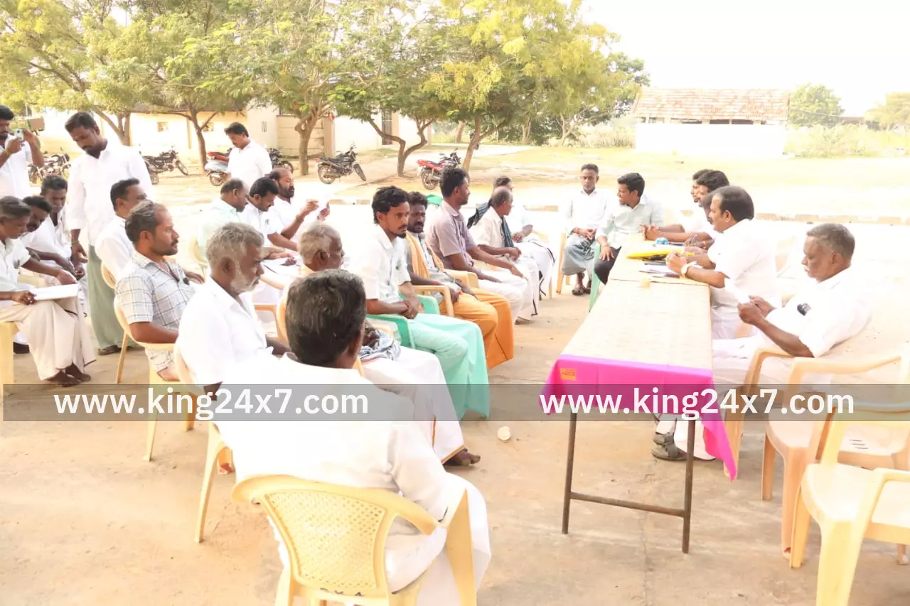 வெள்ளூர் வாக்குச்சாவடியில் திமுக பரப்புரை கூட்டம்