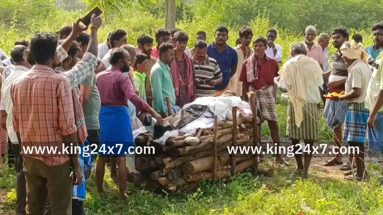 தகனமேடை இல்லாததால் திறந்தவெளியில் இறந்தவர்கள் உடலை எரிக்கும் அருந்ததியர் காலனி மக்கள்...