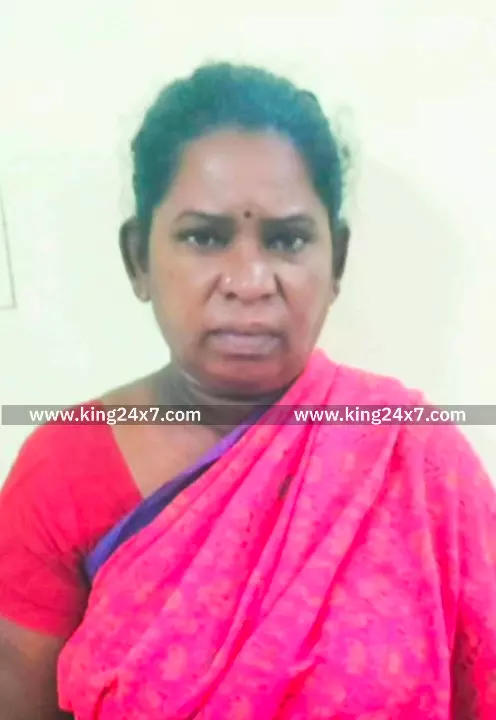 கஞ்சா விற்ற இரண்டு பெண்கள் கைது கஞ்சா விற்ற இரண்டு பெண்கள் கைது