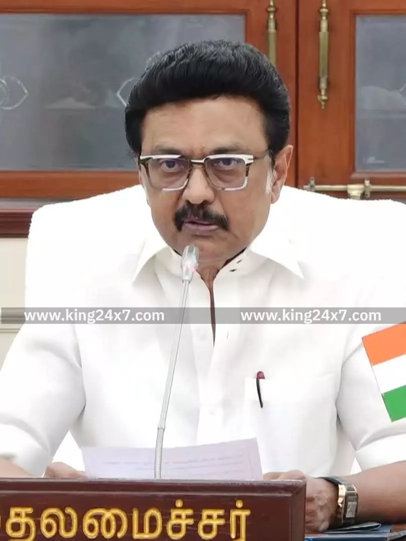 தமிழகத்தில்3 ஏடிஜிபி, 7 ஐஜி, 3 டிஐஜி, 15 எஸ்பி, 2 கூடுதல் எஸ்பிக்களுக்கு பதவி உயர்வு தமிழகம் முழுவதும் 70 ஐபிஎஸ் அதிகாரிகள் பணி மாறுதல்: முதல்வர் மு.க.ஸ்டாலின் உத்தரவு...