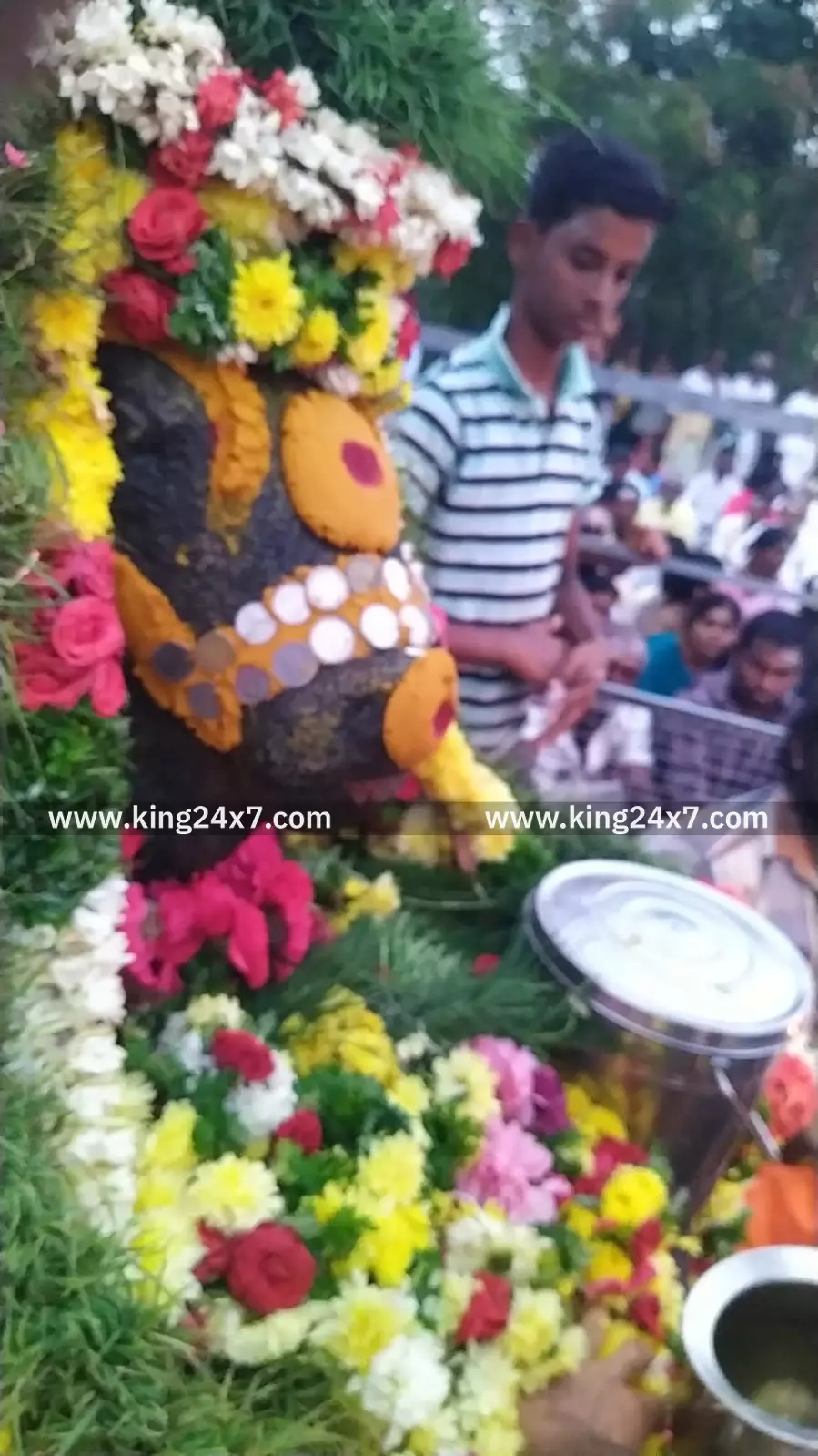 ஆர்.டி மலை ஸ்ரீ விராச்சிலேஸ்வரர் பெரியநாயகி அம்மன் திருக்கோவிலில் சிறப்பு பூஜை