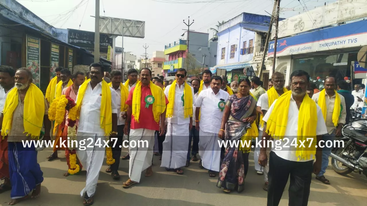 வீரபாண்டிய கட்டபொம்மனின் பிறந்த நாள் விழா வீரபாண்டிய கட்டபொம்மனின் பிறந்த நாள் விழா