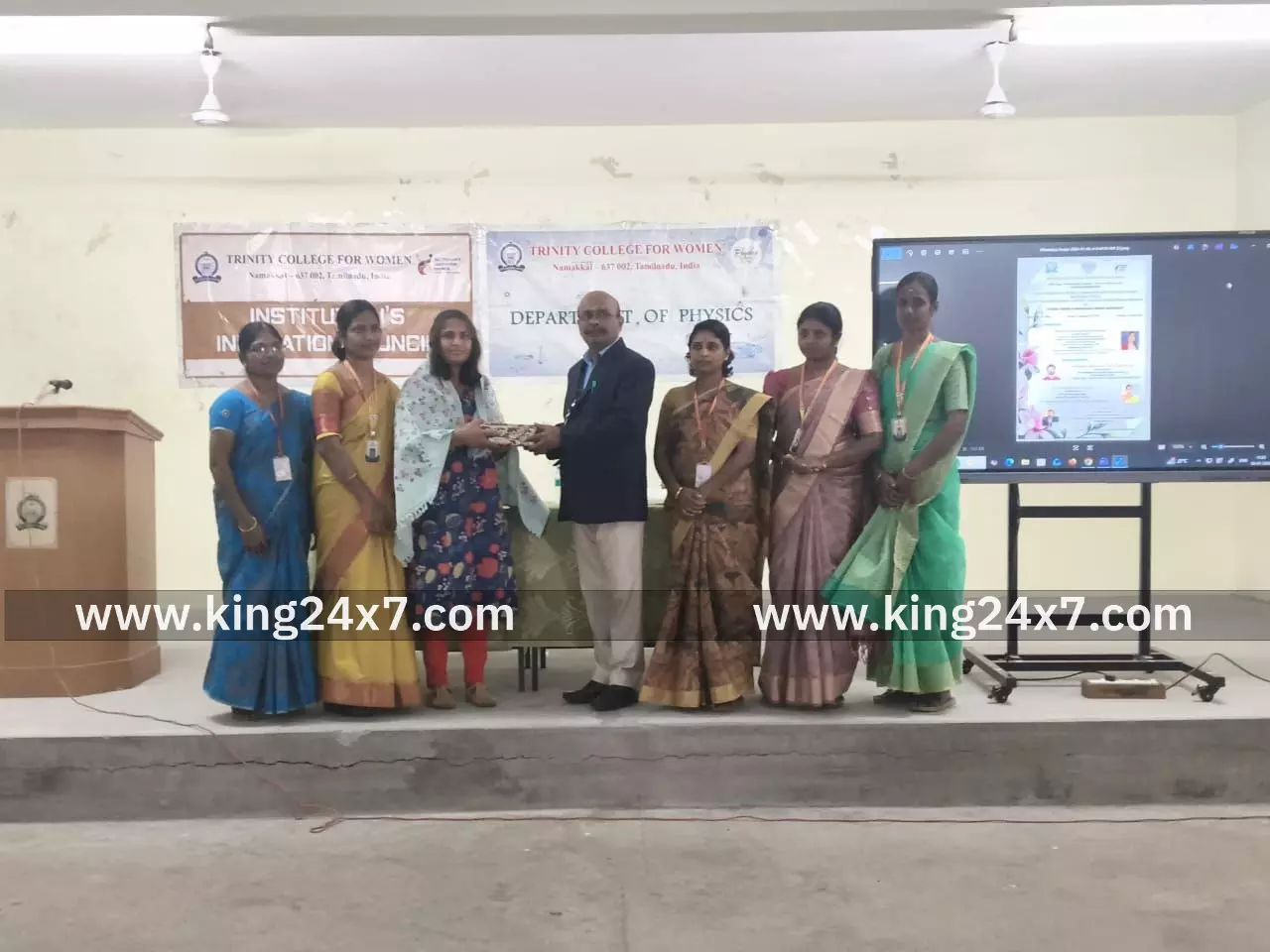 டிரினிடி கல்லூரி வளாகத்தில் நடைபெட்ற பன்னாட்டு கருத்தரங்கு நிகழ்ச்சி. டிரினிடி கல்லூரி வளாகத்தில் நடைபெட்ற பன்னாட்டு கருத்தரங்கு நிகழ்ச்சி.