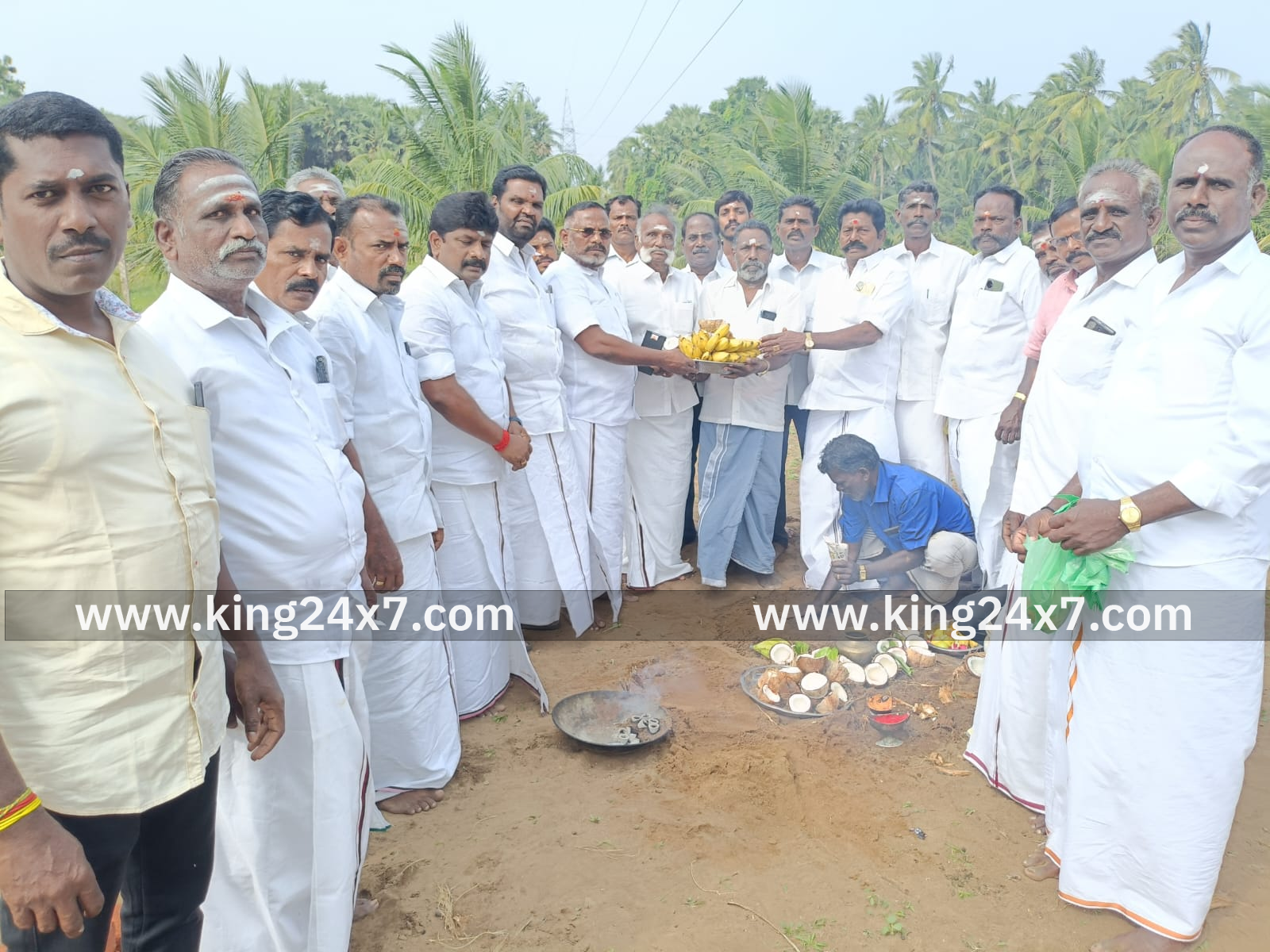 ராமநாதபுரம்  கலையரங்கம் கட்டுவதற்கு சட்டமன்ற உறுப்பினர் காதர் பாட்ஷா முத்துராமலிங்கம்  ரூ 9.00 லட்சம் ஒதுக்கீடு செய்து பூமி பூஜை நடைபெற்றது
