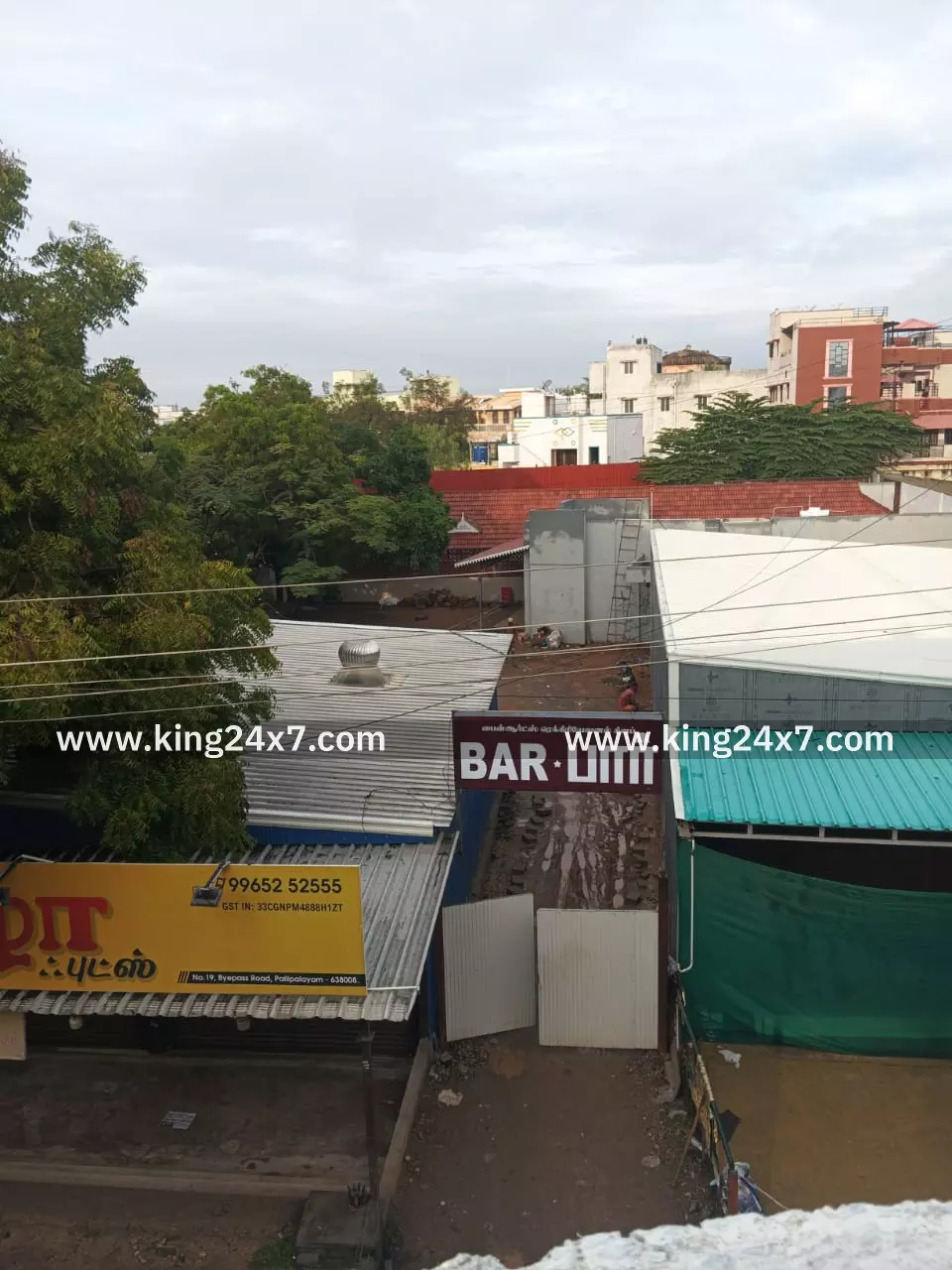 பள்ளிபாளையம் FL2 மதுபான கடையால் இடையூறு ஏற்பட்டால் கடையை மூடிட உயர்நீதி மன்றம் உத்தரவு பள்ளிபாளையம் FL2 மதுபான கடையால் இடையூறு ஏற்பட்டால் கடையை மூடிட உயர்நீதி மன்றம் உத்தரவு