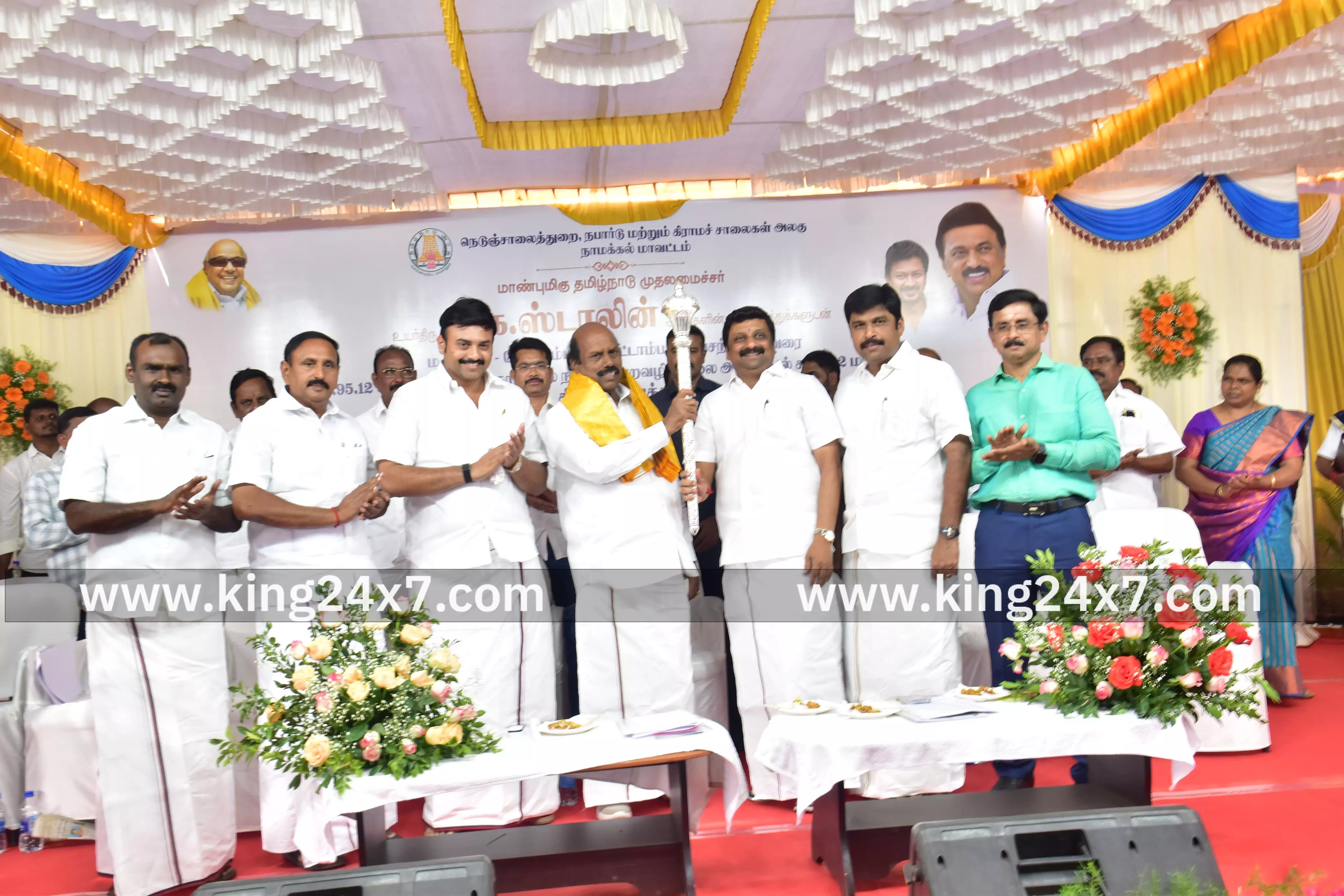 தமிழகத்திலேயே அதிக தூரம் நெடுஞ்சாலைகள் நாமக்கல் மாவட்டத்தில்தான் அமைக்கப்பட்டுள்ளது: அமைச்சர் எ.வ.வேலு தகவல். தமிழகத்திலேயே அதிக தூரம் நெடுஞ்சாலைகள் நாமக்கல் மாவட்டத்தில்தான் அமைக்கப்பட்டுள்ளது: அமைச்சர் எ.வ.வேலு தகவல்.